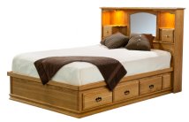 Captains Bed: Traditional Bed